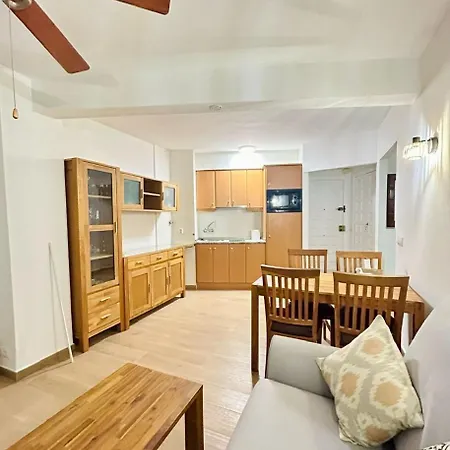 Апартаменты Playa Arenal - *